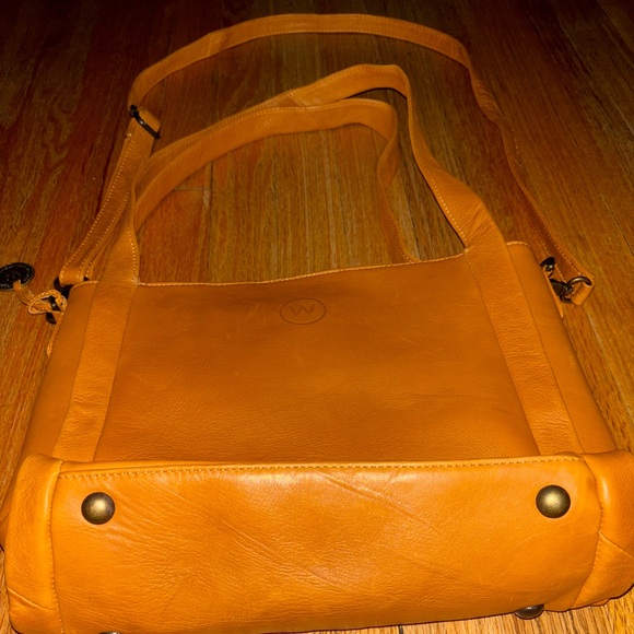 Wanderers Caterina crossbody tote purse and Venetian wallet - Picture 6 of 16